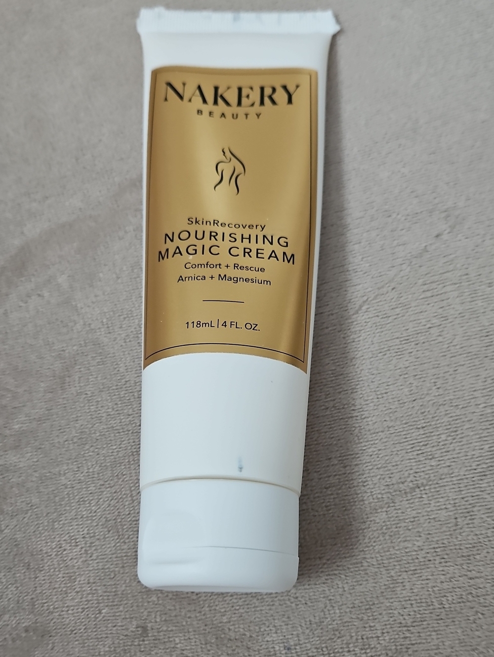 Nakery Beauty Nourishing Magic Cream - White/Gold